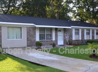 1992 Beechnut St, Charleston, SC 29414