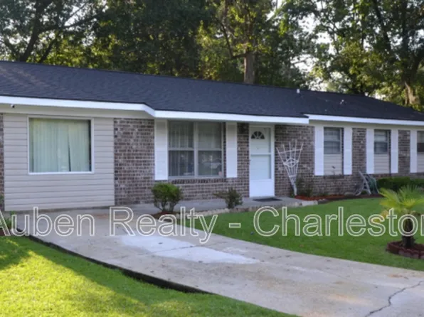 1992 Beechnut St, Charleston, SC 29414