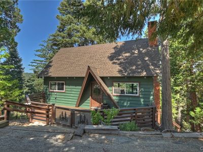 137 Grizzly Rd, Lake Arrowhead, CA, 92352