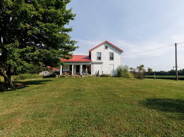 5366 Zenobia Rd, Wakeman, OH 44889