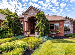 7296 Southampton Ln, West Chester, OH 45069