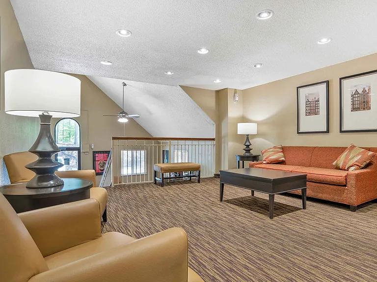 Lobby and Guest Check-in