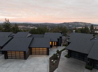 2332 Copper Rock Ct #103, Langford, BC V9B0G4