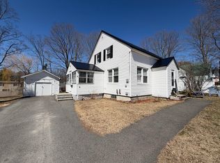 36 Cedar St, East Millinocket, ME 04430