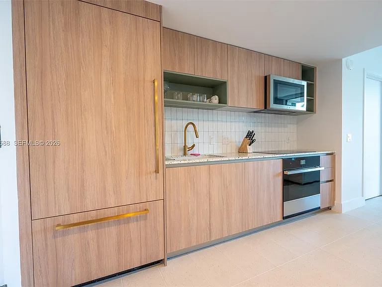 159 NE 6th St #4213 — Photo 7