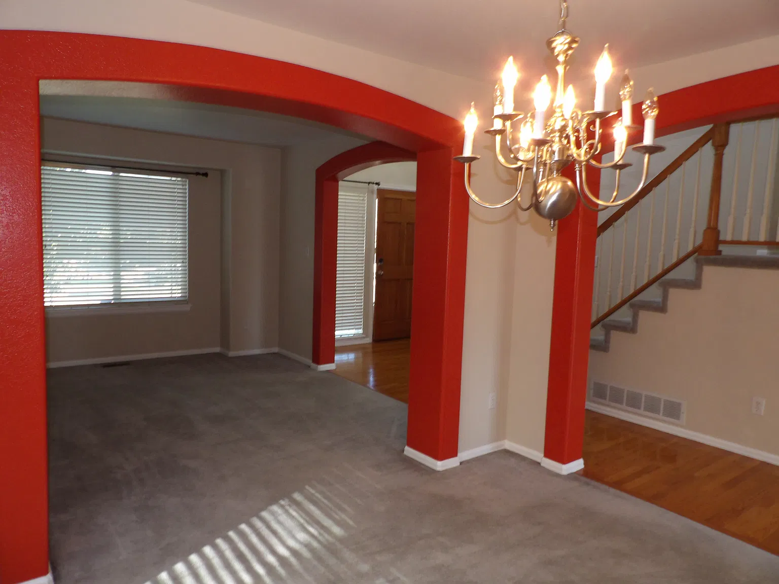 4 bed, 3.5 bath, 3410 sqft, $3,095 — Photo 3