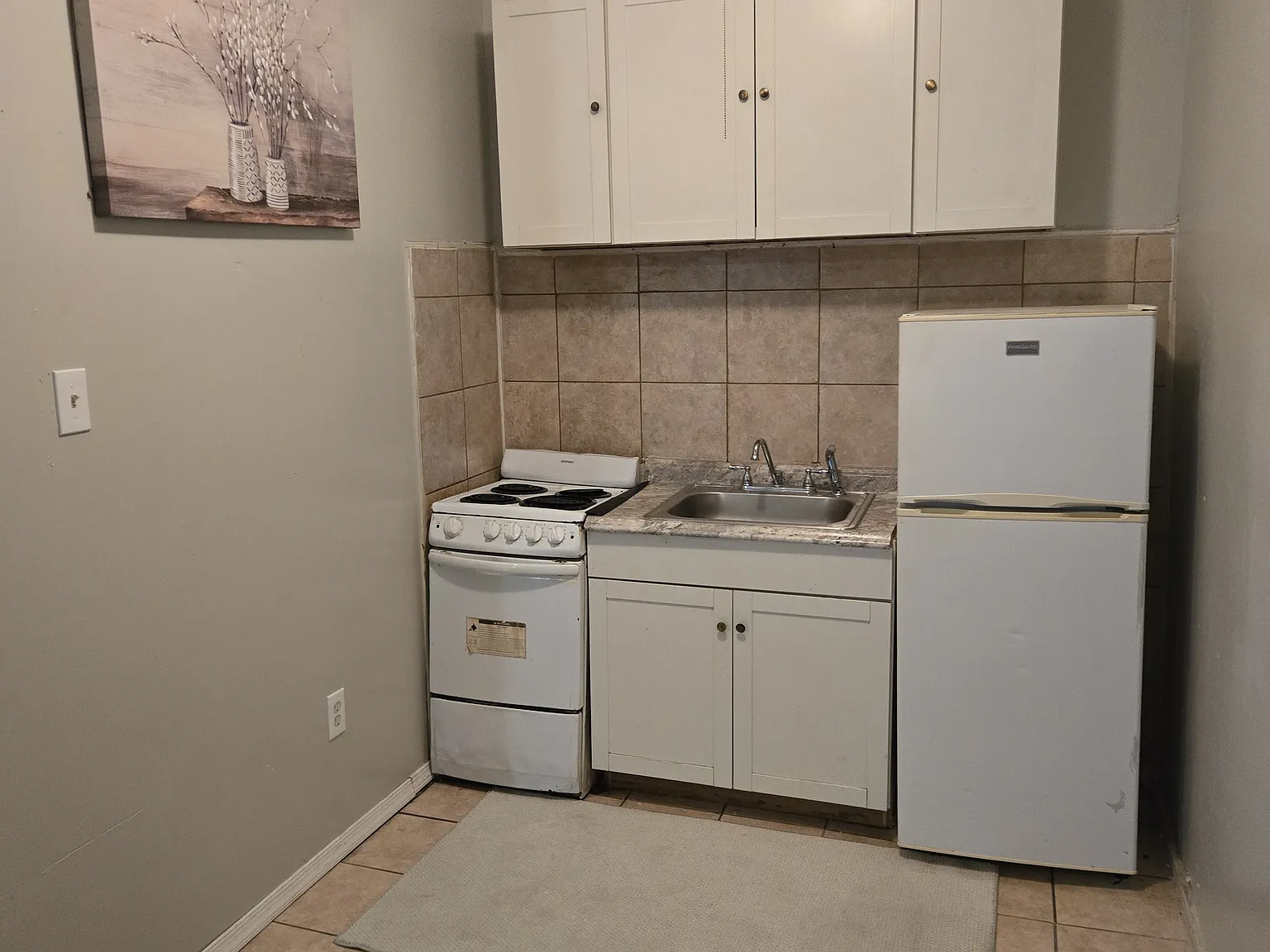 Studio, 500 sqft, $800 — Photo 2