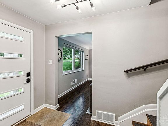 3rd image of 6174 Kaywood Dr