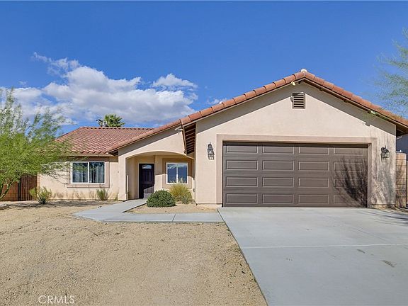 3rd image of 66560 Ocotillo Rd
