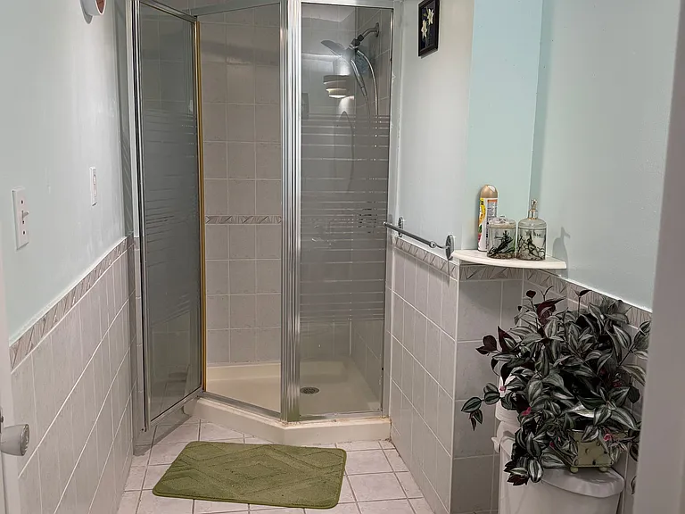 109 Beech St — Photo 4
