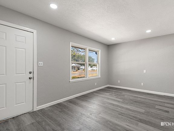 4th image of 2909 Sherman Rd
