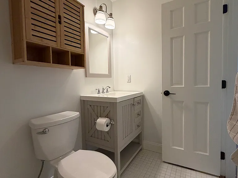 337 E Millbrook Rd — Photo 31