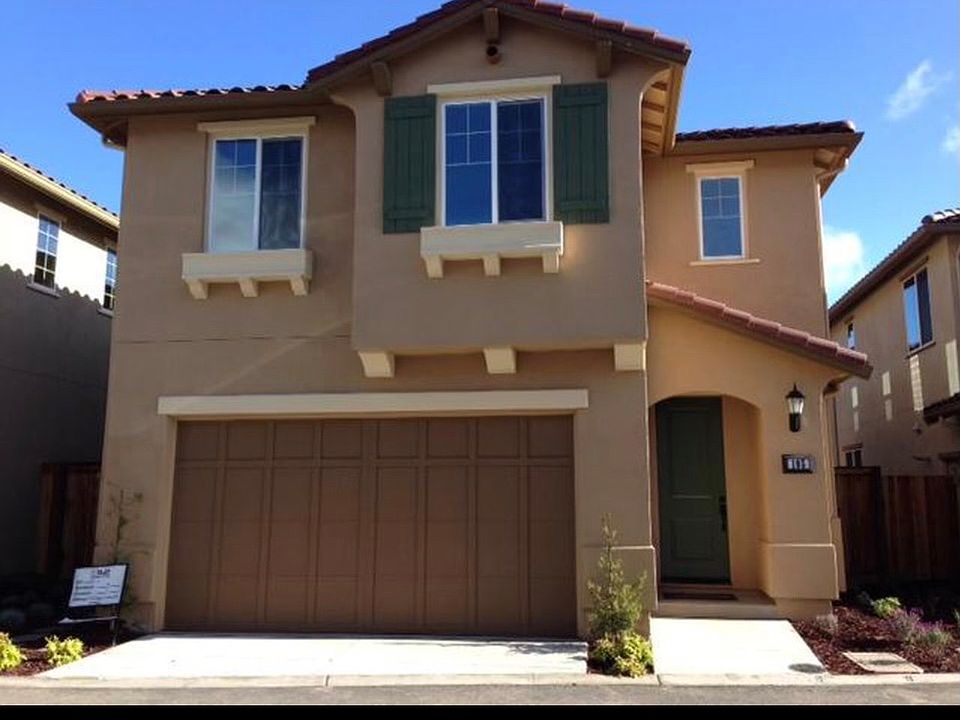 1st image of 105 Farnham Ln