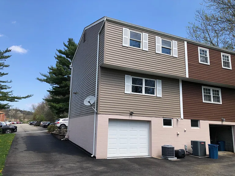 197 E White Oak Dr #A — Photo 14