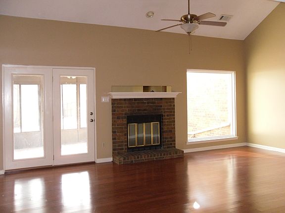3rd image of 8197 Hay Loft Dr