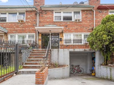82-10 101st Avenue, Ozone Park, NY, 11416