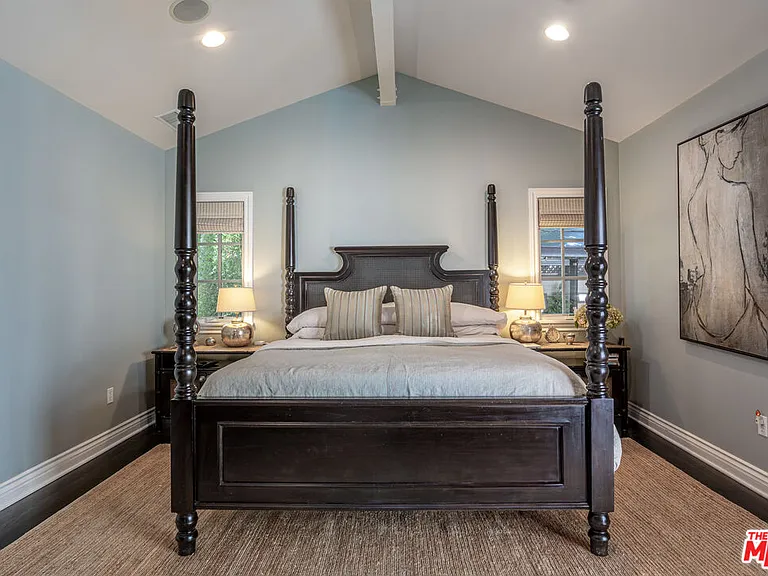 4537 Agnes Ave — Photo 16