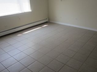 10070 Holly Ln APT GW, Des Plaines, IL 60016