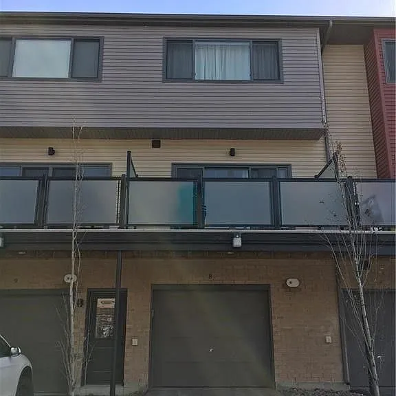 369 Essa Rd #8 — Photo 2