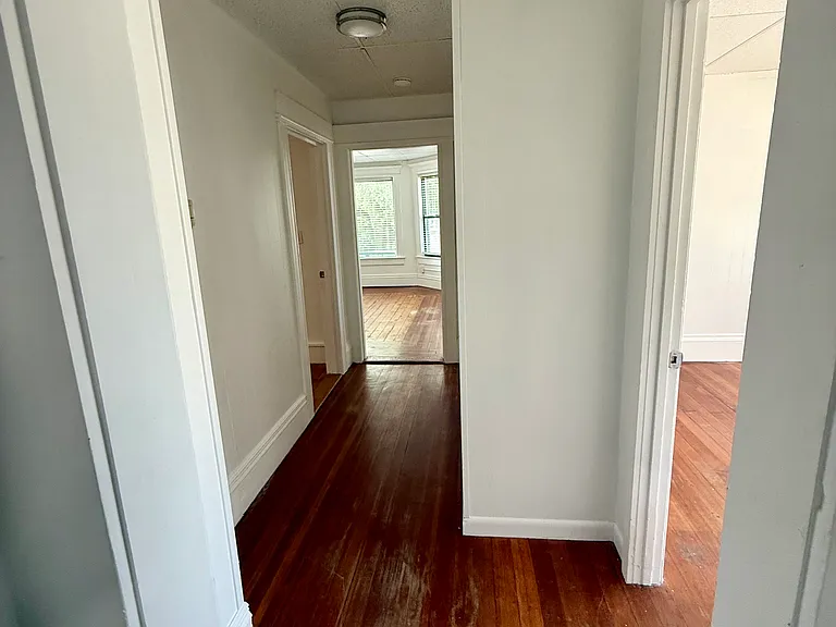 3 Parker Ave #2 — Photo 6