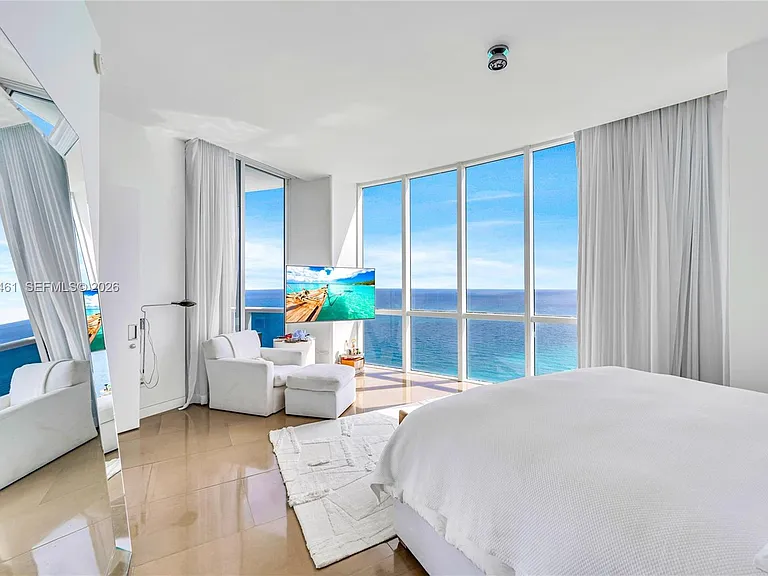 18101 Collins Ave #5509 — Photo 15