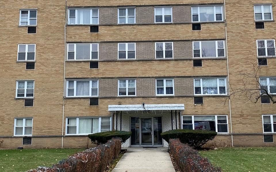 1st image of 6160 N Damen Ave APT 507