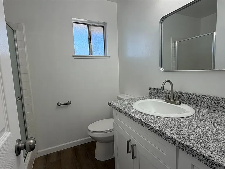 2514 E Andrews Ave — Photo 23