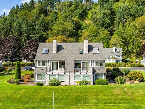 24738 45th Place S #5B, Kent, WA 98032