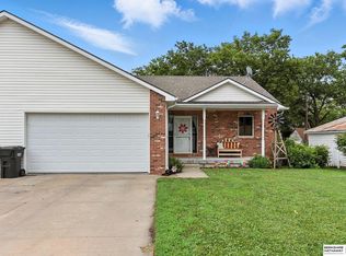 1546 N Sycamore St, Wahoo, NE 68066