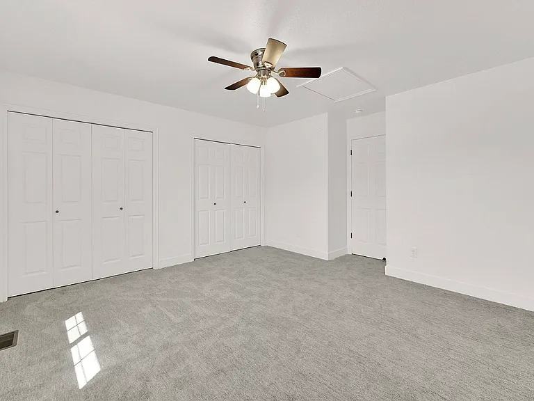 1348 E 6125 S — Photo 16