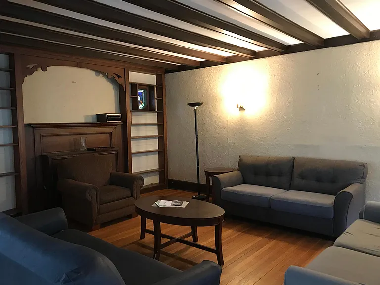 209 Hudson St — Photo 24
