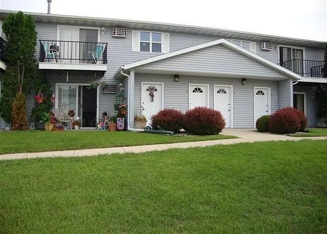 620 Kari St — Photo 2