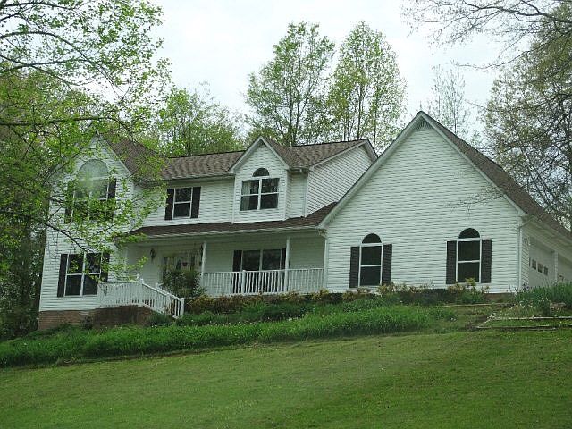1st image of 669 Julia Dr