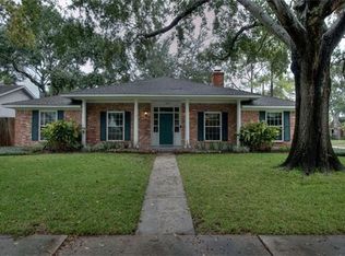 10602 Lynbrook Dr, Houston, TX 77042