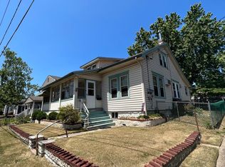 211 Simpson Ave, National Park, NJ 08063