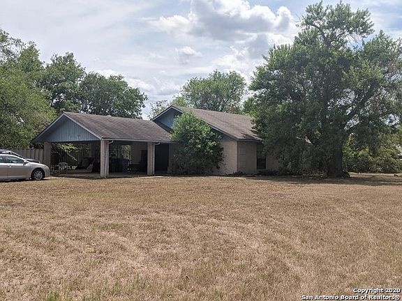 2nd image of 202 Forrest Dr