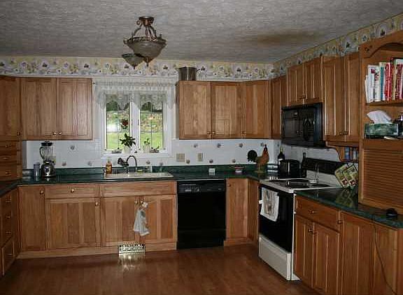 3rd image of 1987 S Valley Dr