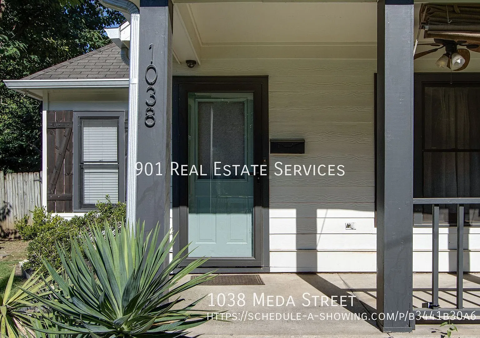 Charming Cooper-Young Cottage — Photo 2