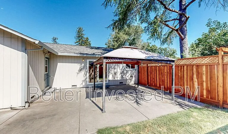 1824 Midway Dr — Photo 26