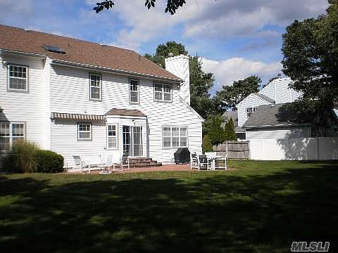 5th image of 16 Pheasant Run Ln