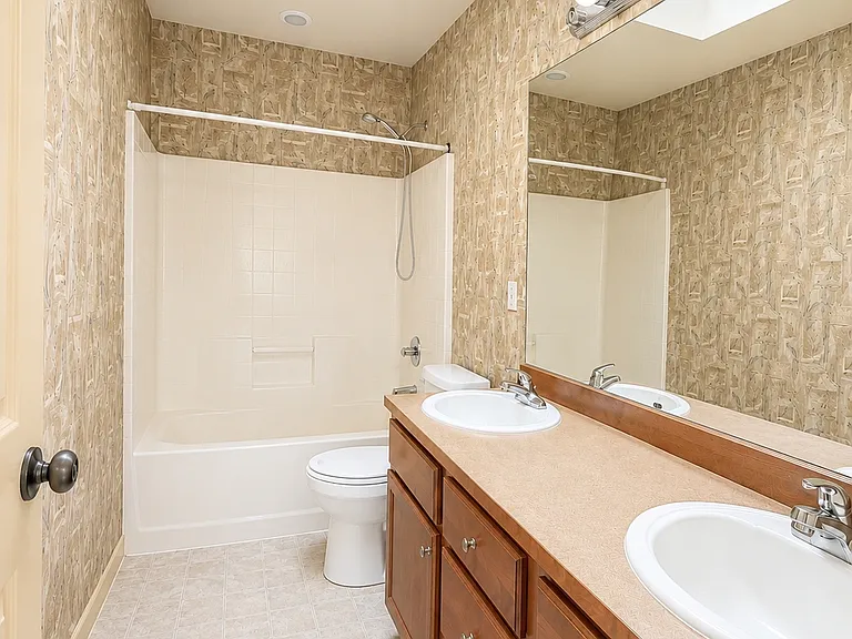 18626 37th Dr SE — Photo 29