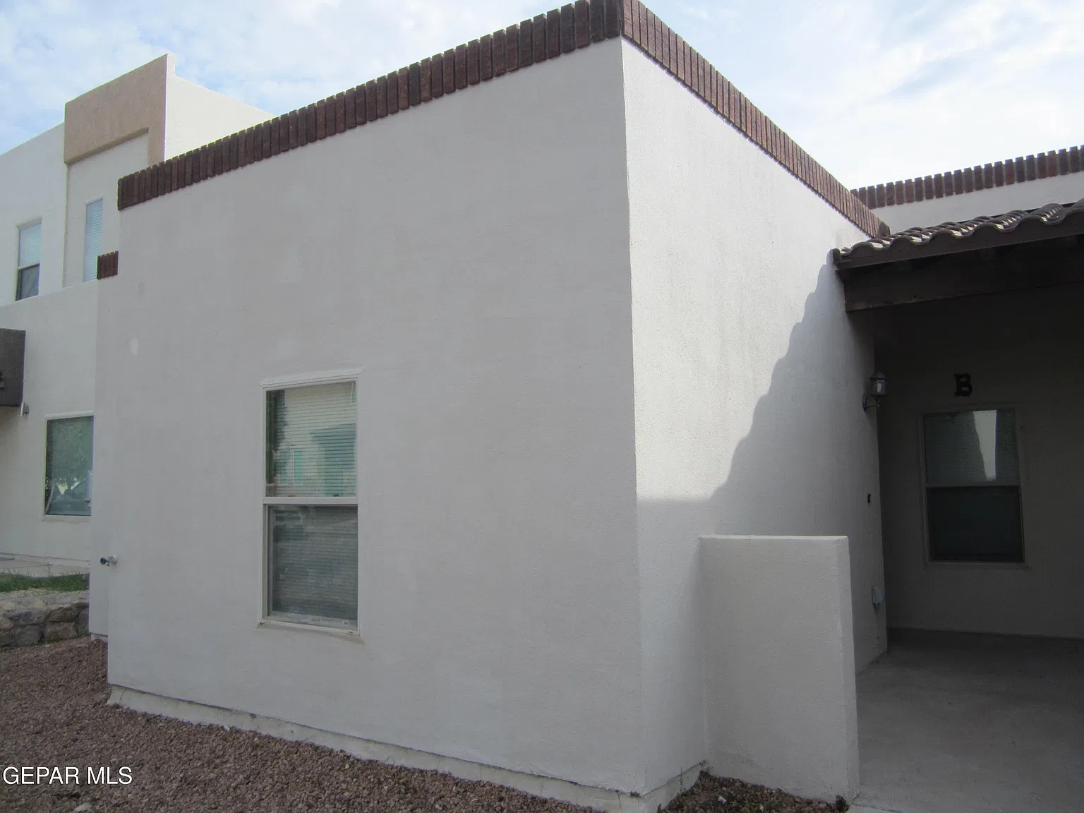 4 bed, 2.0 bath, 1424 sqft, $1,850 — Photo 4