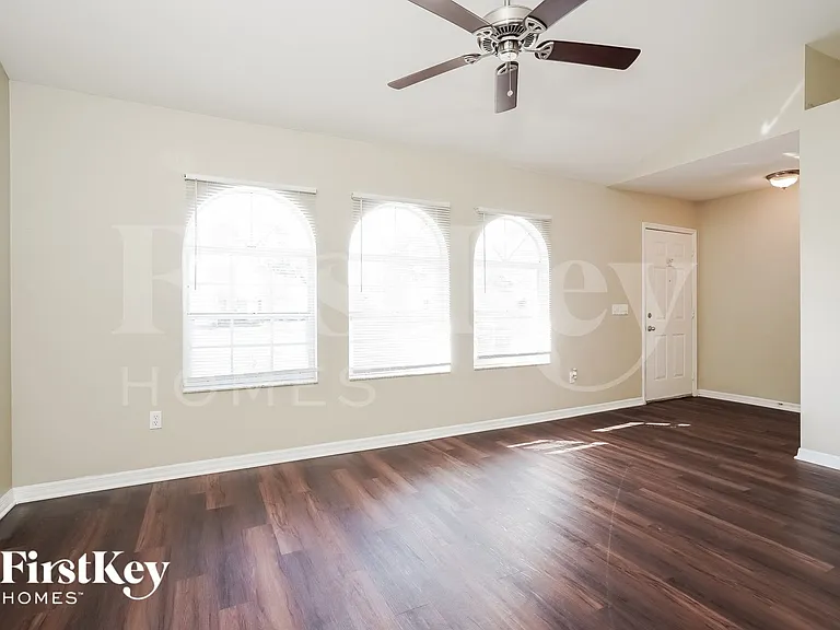 8149 Anhinga Rd — Photo 3