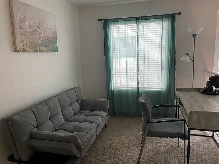 S Seawynds Blvd — Photo 12
