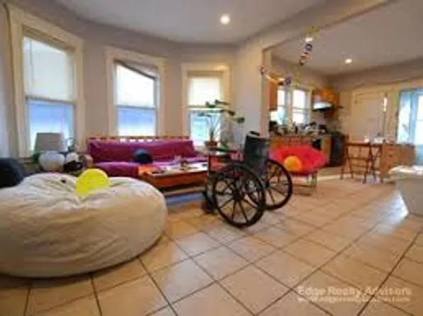 24 Long Ave #3, Allston, MA 02134