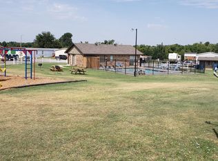 1501 S Rock Island Ave, El Reno, OK 73036