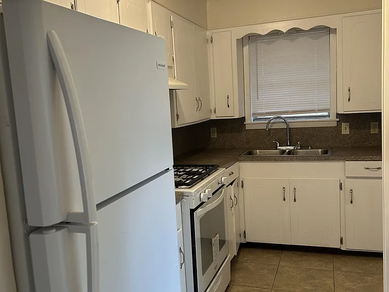 1404 Wyoming Ave — Photo 13
