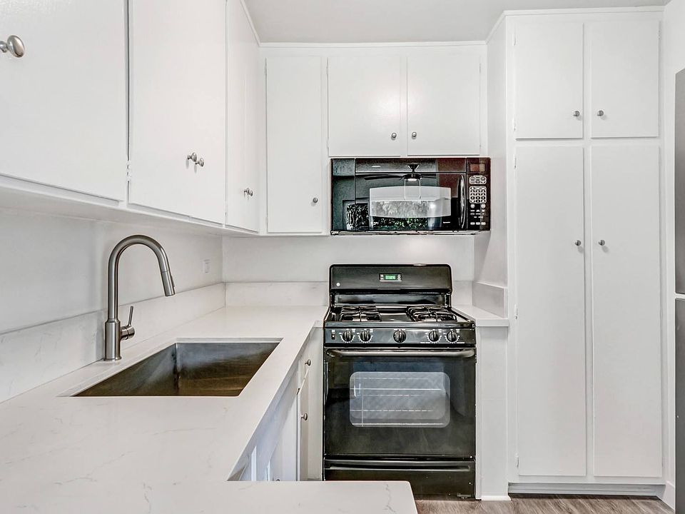 1st image of 4225 Ethel Ave APT 20