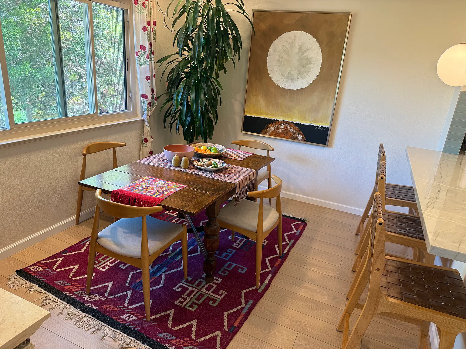 3 bed, 1351 sqft, $3,850 — Photo 2