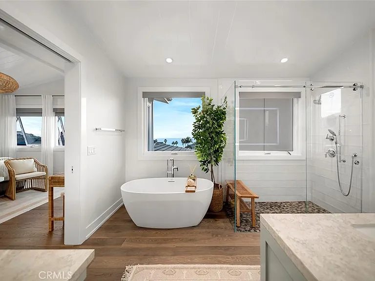 45 Emerald Bay — Photo 28